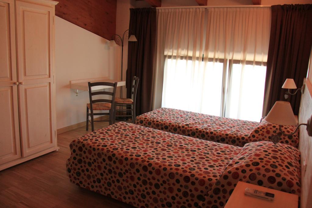 Villa La Palazzina Di Ciagnano Ozzano dell'Emilia Habitación foto